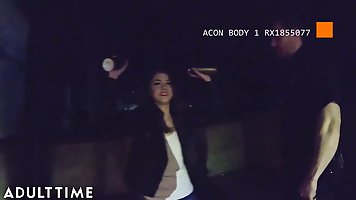 horny cops are fucking their boss&#039;s daughter from t...